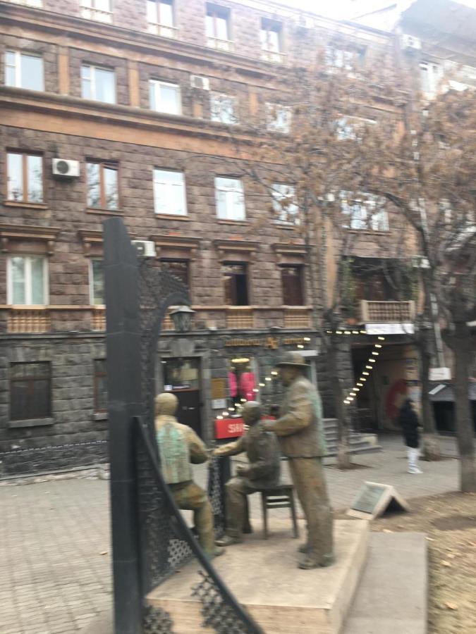 Yerevan, Abovyan 34 My Street Exteriör bild